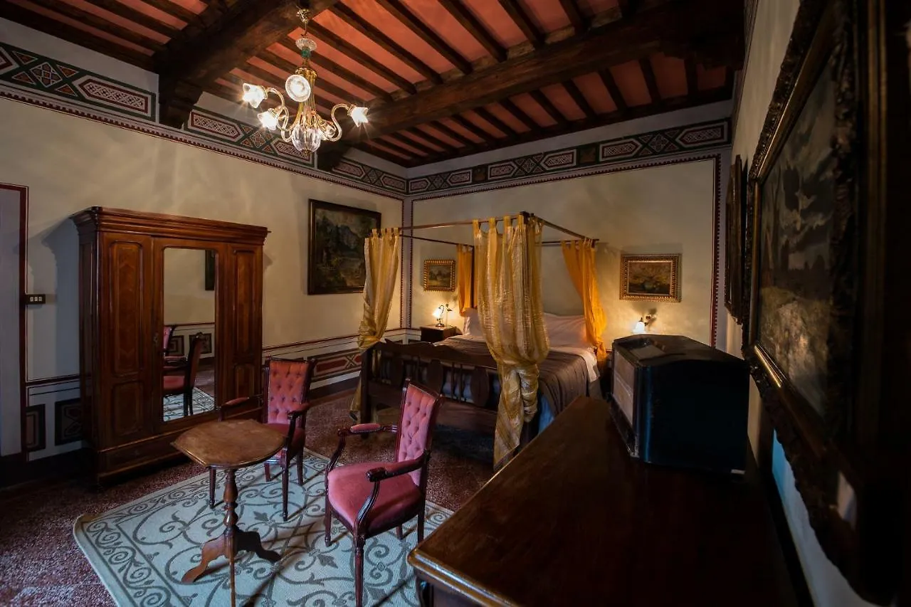 הוילה ארצו Castello Di Valenzano בית חווה